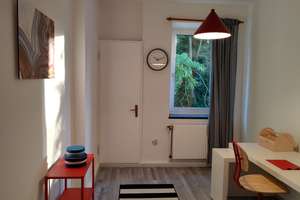 Gepflegte, Möblierte, Helle, 3-Zimmer Wohnung mit Balkon. – Moltkestraße 24, 40477 Pempelfort, Düsseldorf – Vorschaubild 4