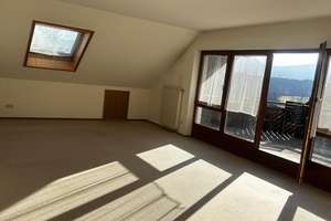 Haus mit viel Licht, Platz und Aussicht. Auch als Generationenhaus oder mit Praxis geeignet. – Die vollständige Adresse der Immobilie erhältst du vom Anbieter., 72336 Balingen – Vorschaubild 7