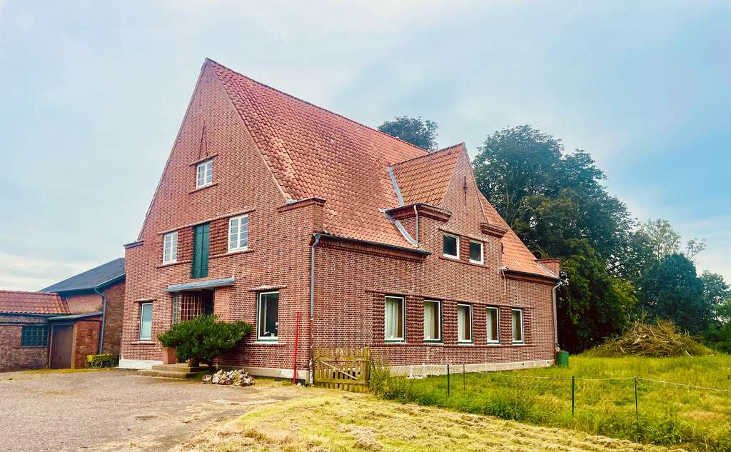 Immobilie in Volsemenhusen - Stilvoller Bauernhof mit Stall und gr. Scheune in Volsemenhusen - Bild 0