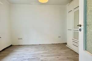 Bezahlbares Haus mit Carport, Nebengebäude – Die vollständige Adresse der Immobilie erhältst du vom Anbieter., 56645 Nickenich – Vorschaubild 11