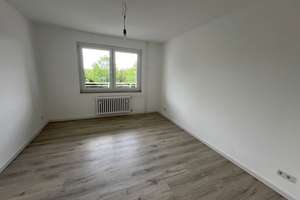 Helle Renovirte 2 ZI.-Whng. mit Balkon, Bad mit Fenster - Duisburg Rheinhausen – Richard-Wagner-Straße 1, 47226 Rheinhausen-Mitte, Duisburg – Vorschaubild 5