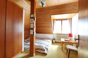 Großzügiges Architektenhaus mit Doppelgarage auf großem Grundstück in Hamburg-Wellingsbüttel – Die vollständige Adresse der Immobilie erhältst du vom Anbieter., 22391 Wellingsbüttel, Hamburg – Vorschaubild 48