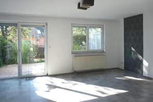 RESERVIERT!!! - RMH mit 4 Zimmern, Einbauküche + Garage inklusive, Garten nach Süden – Gebrüder-Grimm-Str. 13, 90765 Stadeln, Herboldshof, Mannhof, Fürth – Vorschaubild 2