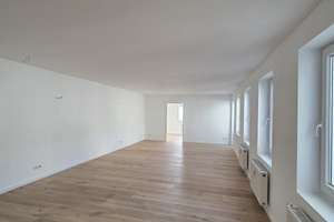 Penthouse-Feeling in Stadtmitte: Luxuriöser Erstbezug mit gigantischer Sonnen-Oase 63 m² – Karl-Anton-Straße 13, 40211 Stadtmitte, Düsseldorf – Vorschaubild 4