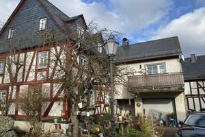 Ruhig gelegen und dennoch Mitten im Leben! 6 ZKB in Dillenburg Eibach zu vermieten – Hauptstr. 53, 35683 Dillenburg – Vorschaubild 1
