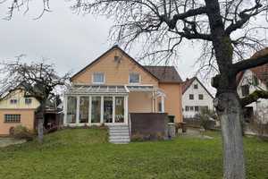 freistehendes Einfamilienhaus mit großem Garten – Mannheim – Vorschaubild 1