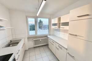 Bezugsfreie 2-Zimmer-Wohnung mit Einbauküche, Balkon & TG-Stellplatz Nürnberg-Herpersdorf – Plattenäckerweg 18, 90455 Kornburg, Worzeldorf, Nürnberg – Vorschaubild 7