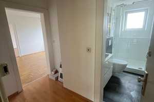 Gepflegte 2-Zimmer-Hochparterre-Wohnung mit Balkon und Einbauküche in Erlangen – Hertleinstraße 41, 91052 Erlangen – Vorschaubild 3