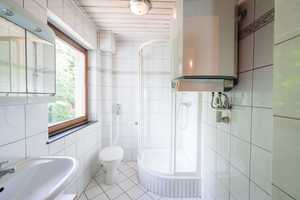 *** R E S E R V I E R T *** Einfamilienhaus mit Charme und Nebengebäude – Aschaffenburg (Kreis) – Vorschaubild 8