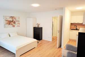 Moderne, TOP-renovierte, vollmöblierte 1-Zimmer Wohnung mit Balkon, Einbauküche und TG-Stellplatz – Erlanger Str. 23, 90765 Ronhof, Kronach, Fürth – Vorschaubild 3