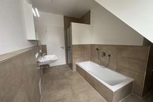 2-Zi Dachgeschosswohnung mit Dachterrasse – Vogesenstr 15c, 81825 Waldtrudering, München – Vorschaubild 9