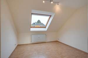 Husby: Sonnige Dachgeschosswohnung mit großzügiger Raumaufteilung, Keller und Stellplatz – Die vollständige Adresse der Immobilie erhältst du vom Anbieter., 24975 Husby – Vorschaubild 13