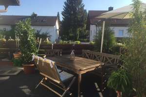 Geräumige und gepflegte 2,5-Zimmer-Wohnung mit Balkon und EBK in Trudering, München