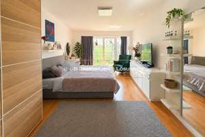 Renovierte Dachgeschosswohnung mit Tiefgarage, Balkon und Wassernähe – Die vollständige Adresse der Immobilie erhältst du vom Anbieter., 12527 Grünau, Berlin – Vorschaubild 3