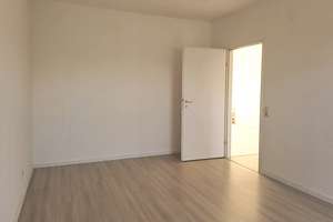 WBS erforderlich! Gemütliche Dachgeschosswohnung mit Balkon und Blick ins Grüne – Am Lakenbruch 44, 44793 Hordel, Bochum – Vorschaubild 10