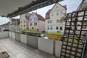Hochparterre-Wohnung mit großzügigem Balkon! – Die vollständige Adresse der Immobilie erhältst du vom Anbieter., 70435 Zuffenhausen-Mitte, Stuttgart – Vorschaubild 8