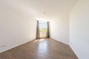 AIGNER - Sommerbalkon & Wintergarten: Schöne, renovierte Wohnung mit Blick ins Grüne – Die vollständige Adresse der Immobilie erhältst du vom Anbieter., 80939 Freimann, München – Vorschaubild 5