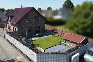 Exklusives Einfamilienhaus mit großer Doppelgarage, schönem Gartenbereich und Smart-Home-Komfort – Heinsberg (Kreis) – Vorschaubild 4