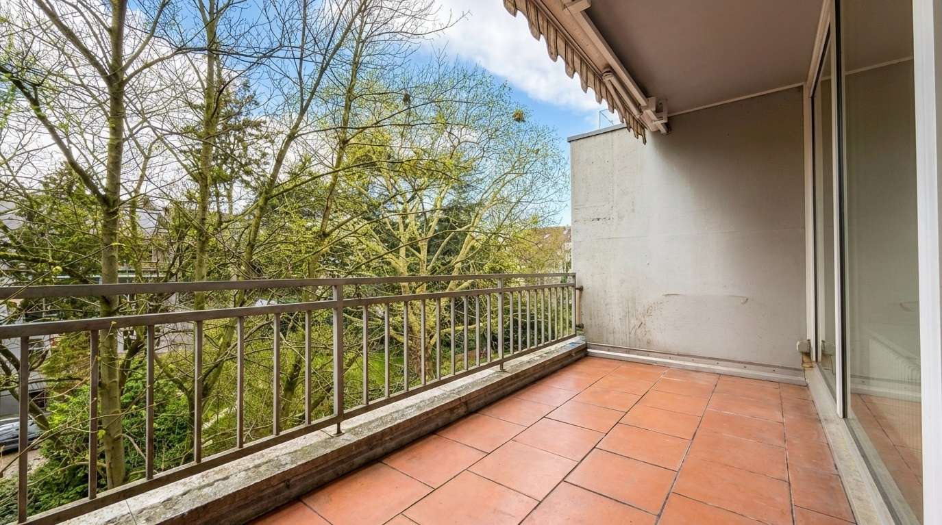 D-DORF-FLINGERN: 2-ZIMMERWOHNUNG MIT AUFZUG, BALKON UND BLICK INS GRÜNE ZU KAUFEN!, Düsseldorf – Bild 4