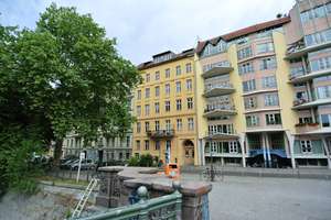 //VERKAUF// Admiralbrücke Bezugsfreie - Top sanierte 2-Zimmer Wohnung! Provisionsfrei!