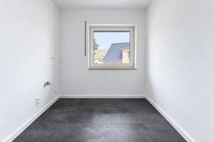 ERSTVERMIETUNG NACH KOMPLETTRENOVIERUNG UND MODERNISIERUNG: 3 ZIMMER, 94 m² & SONNIGER SÜDBALKON – 41547 Dormagen – Vorschaubild 15