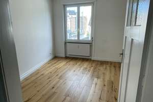 2-Zimmer-Dachgeschosswohnung in – Radilostraße 4, 60489 Rödelheim, Frankfurt am Main – Vorschaubild 1