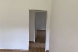 4,5-Zimmerwohnung im Erdgeschoß mit Terrasse und Garten inklusive Tiefgaragenstellplatz – Die vollständige Adresse der Immobilie erhältst du vom Anbieter., 50859 Weiden, Köln – Vorschaubild 14