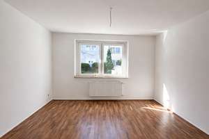 Helle 1-Zimmer-Wohnung im EG – ideal für Studenten – Wordstr. 38, 45143 Altendorf, Essen – Vorschaubild 1