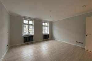 Erste Reihe am Weinbergspark: sanierte Altbauwohnung - vermietet – Veteranenstr. 14, 10119 Mitte (Ortsteil), Berlin – Vorschaubild 3