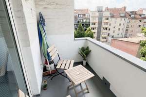 Möbelierte 2 Zimmer Wohnung in zentraler Lage von Düsseldorf nahe des Medienhafens – Neckarstraße 17, 40219 Unterbilk, Düsseldorf – Vorschaubild 10