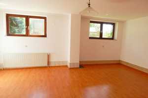 Modernized Duplex House for a big family-2 garages- 15 minutes to Hainerberg – Wiesbaden – Vorschaubild 17
