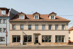 Oggersheim zentral - RESERVIERT - Top saniertes Stadthaus mit zwei Wohnungen und Gewerbe! – Die vollständige Adresse der Immobilie erhältst du vom Anbieter., 67071 Oggersheim, Ludwigshafen am Rhein – Vorschaubild 1