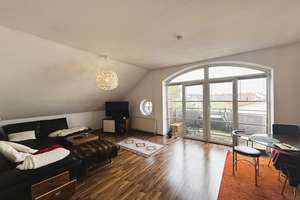 Helle 3-Zimmer-Dachgeschosswohnung mit Küche in Unterhaunstadt – 85055 Oberhaunstadt, Ingolstadt – Vorschaubild 3