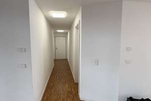 Traumhaft Wohnen im Herzen von Stuttgart - 3-Zimmer-Wohnung mit zwei Balkone und Einbauküche – Die vollständige Adresse der Immobilie erhältst du vom Anbieter., 70174 Neue Vorstadt, Stuttgart – Vorschaubild 4