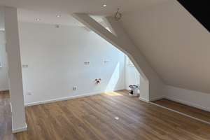 Galerie-Dachgeschosswohnung in Obermenzing mit luxuriöser Küche -Erstbezug n. hochwertiger Sanierung – Verdistr. 94, 81247 Obermenzing, München – Vorschaubild 8