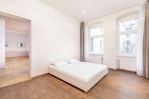 Nahe Rosa-Luxemburg-Platz: Wunderschöne 4 Zimmer Altbauwohnung mit 2 Bädern & hohe Decken – Schönhauser Allee 185, 10119 Prenzlauer Berg, Berlin – Vorschaubild 18