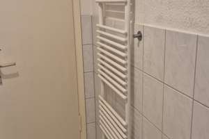 Zentrale aber rhuige Zweizimmerwohnung in Remscheid zentral – Die vollständige Adresse der Immobilie erhältst du vom Anbieter., 42855 Scheid, Remscheid – Vorschaubild 3