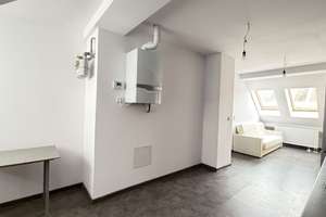 Moderne 2-Zimmer-Wohnung mit Einbauküche  Spitzboden – Siegfriedstr. 3, 90461 Glockenhof, Nürnberg – Vorschaubild 4