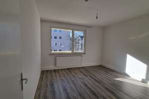 Frisch renoviert: Helle 3-Zimmer-Wohnung in Linden mit Balkon und Garagenanmietung – Liepmannstraße 12, 30453 Limmer, Hannover – Vorschaubild 4