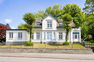 Elegantes Einfamilienhaus mit 3 Wohneinheiten, zentral in Bergedorf – Die vollständige Adresse der Immobilie erhältst du vom Anbieter., 21033 Lohbrügge, Hamburg – Vorschaubild 1