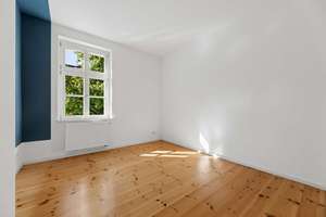 2 Zimmer Altbauwohnung im ruhigen Seitenflügel - Bezugsfrei – Die vollständige Adresse der Immobilie erhältst du vom Anbieter., 10439 Prenzlauer Berg, Berlin – Vorschaubild 7