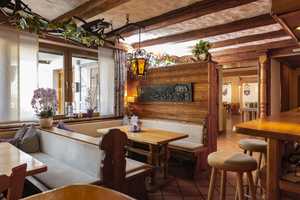 RE/MAX*TOP ANGEBOT!* Wohnen & Arbeiten unter einem Dach! Gasthaus mit 2 großen Wohnungen – Zollernalbkreis – Vorschaubild 6