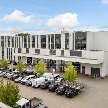 ca. 1.467 m² Produktionsfläche mit angrenzendem Büro