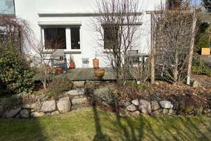 2,5-Zimmer-Wohnung mit Terrasse und Garten in Hamburg-Poppenbüttel