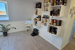 Provisionsfrei: Exklusive, lichtdurchflutete 3½ Zimmer Dachgeschosswohnung mit Ausbaureserve – Tangermünder Weg 18, 13583 Falkenhagener Feld, Berlin – Vorschaubild 13