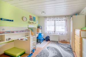 Attraktives vollvermietetes Dreifamilienhaus mit nachhaltiger Ertragsperspektive – Die vollständige Adresse der Immobilie erhältst du vom Anbieter., 76327 Pfinztal – Vorschaubild 11