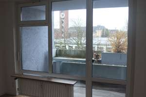 Geräumige und frisch renoviert 1-Zimmer-Wohnung mit Loggia und EBK in Untergiesing, München