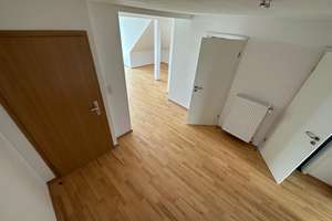 Schöne 2,5 Zimmer Maisonette mit Balkon in ruhiger Lage zu vermieten ! – Die vollständige Adresse der Immobilie erhältst du vom Anbieter., 38122 Westliches Ringgebiet, Braunschweig – Vorschaubild 2