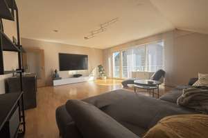 *Helle 2-Zimmer-Wohnung mit Balkon in Leverkusen*