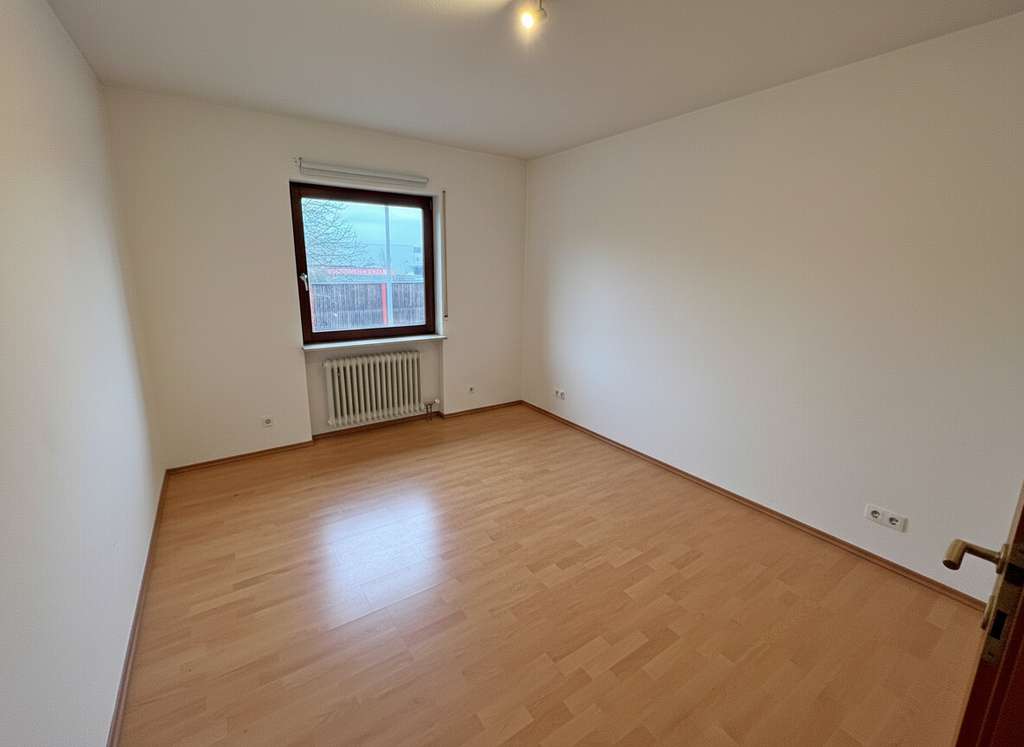 Immobilie in Weinheim - Reihenhaus mit viel Potenzial in ruhiger Wohnlage - Bild 4